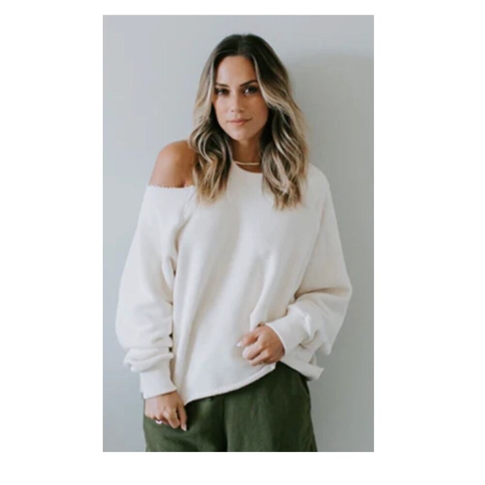 USA NWOT Jolie & Jace Oversize Loungewear Shoulder Cut Sweatshirt Pullover M
